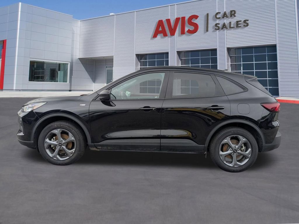 Used 2025 Ford Escape ST-Line AWD/4WD image 2