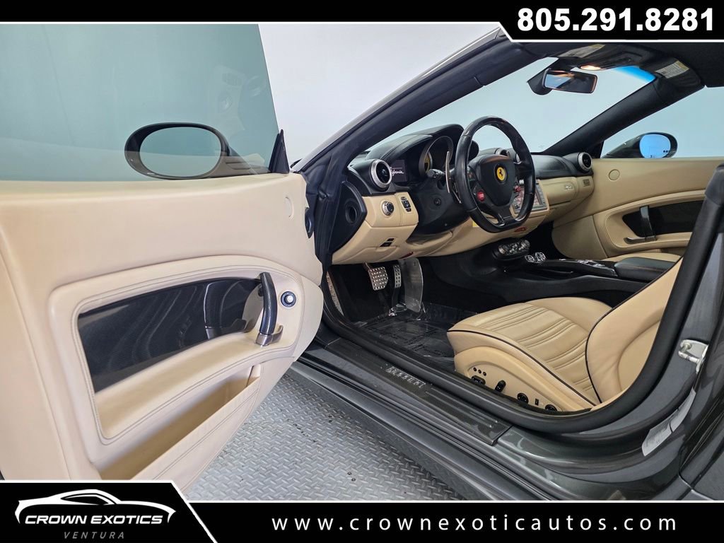 Used 2012 Ferrari California image 42