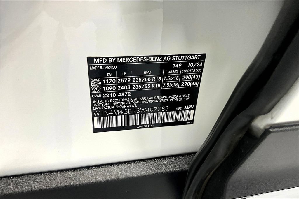 Used 2025 Mercedes-Benz GLB 250 image 42