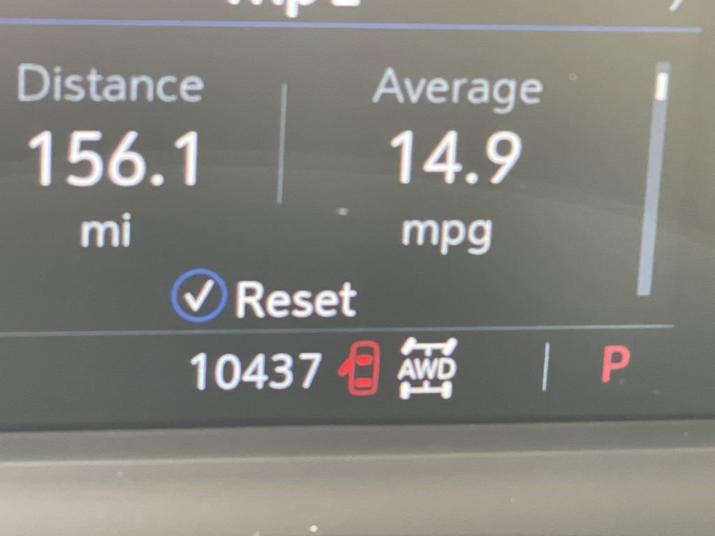 Used 2024 Cadillac XT6 Premium Luxury w/ LPO, Floor Liner Package image 23