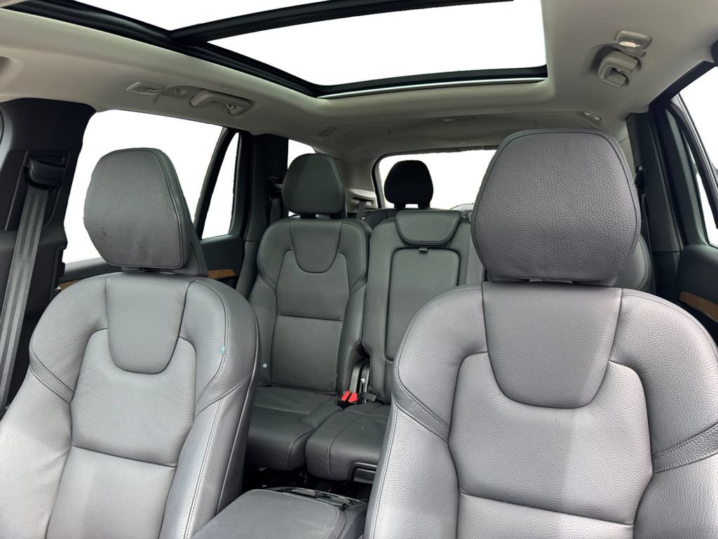 Certified 2025 Volvo XC90 T8 Plus w/ Protection Package Premier AWD/4WD image 24