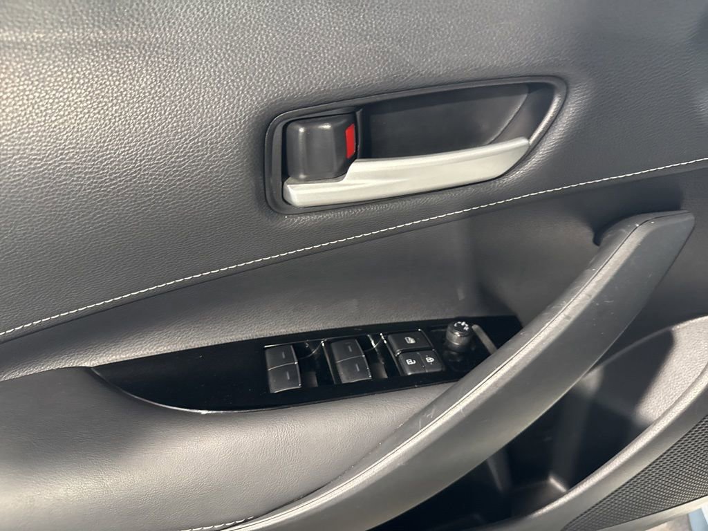 Used 2022 Toyota Corolla SE FWD image 31