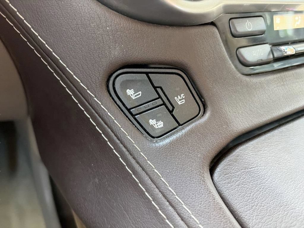 Used 2015 Chevrolet Tahoe LTZ AWD/4WD image 22