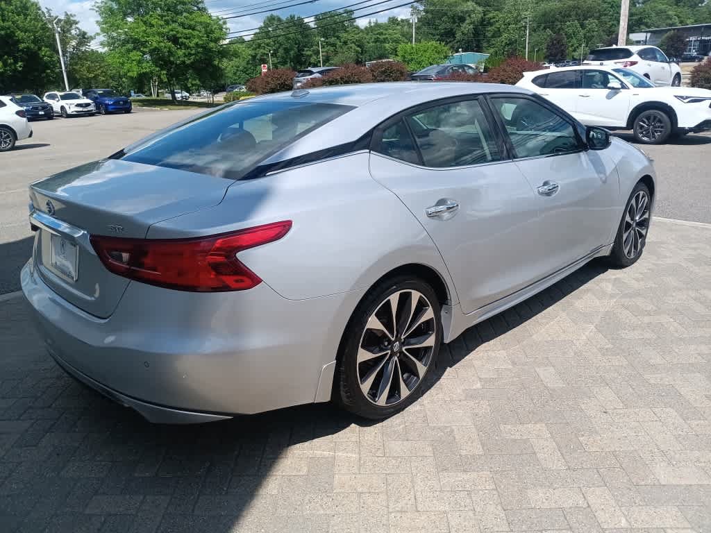 Used 2016 Nissan Maxima SR FWD image 6