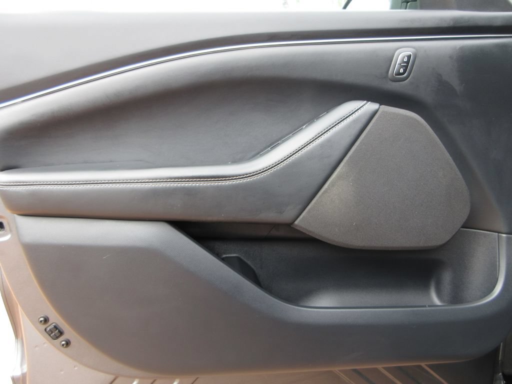 Certified 2023 Ford Mustang Mach-E Select RWD image 10