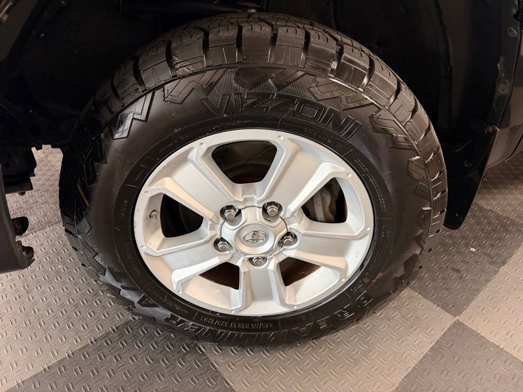 Used 2016 Toyota Tundra SR AWD/4WD image 5