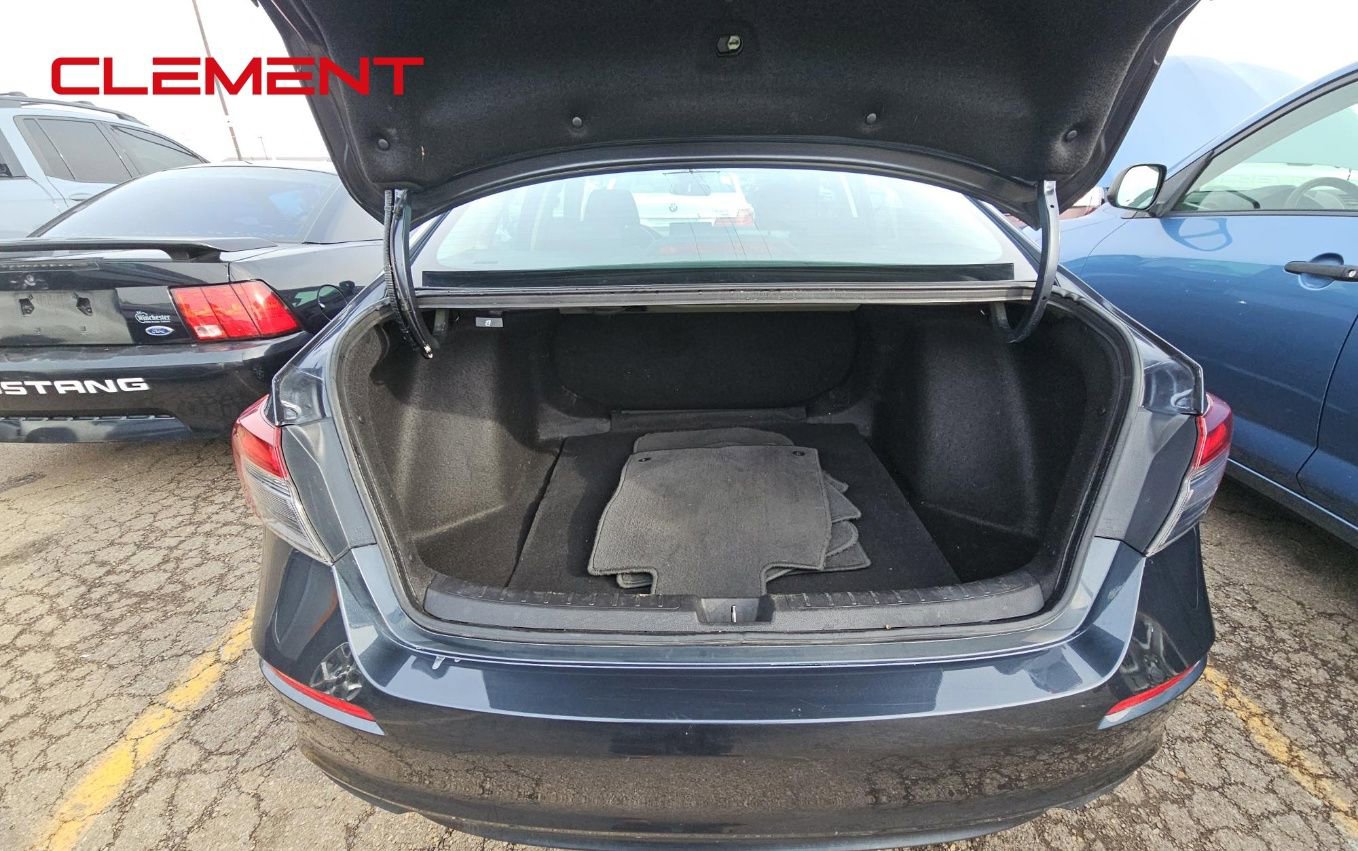 Used 2025 Honda Civic LX image 9