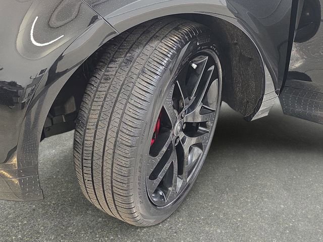 Used 2023 Land Rover Range Rover Evoque R-Dynamic SE image 32