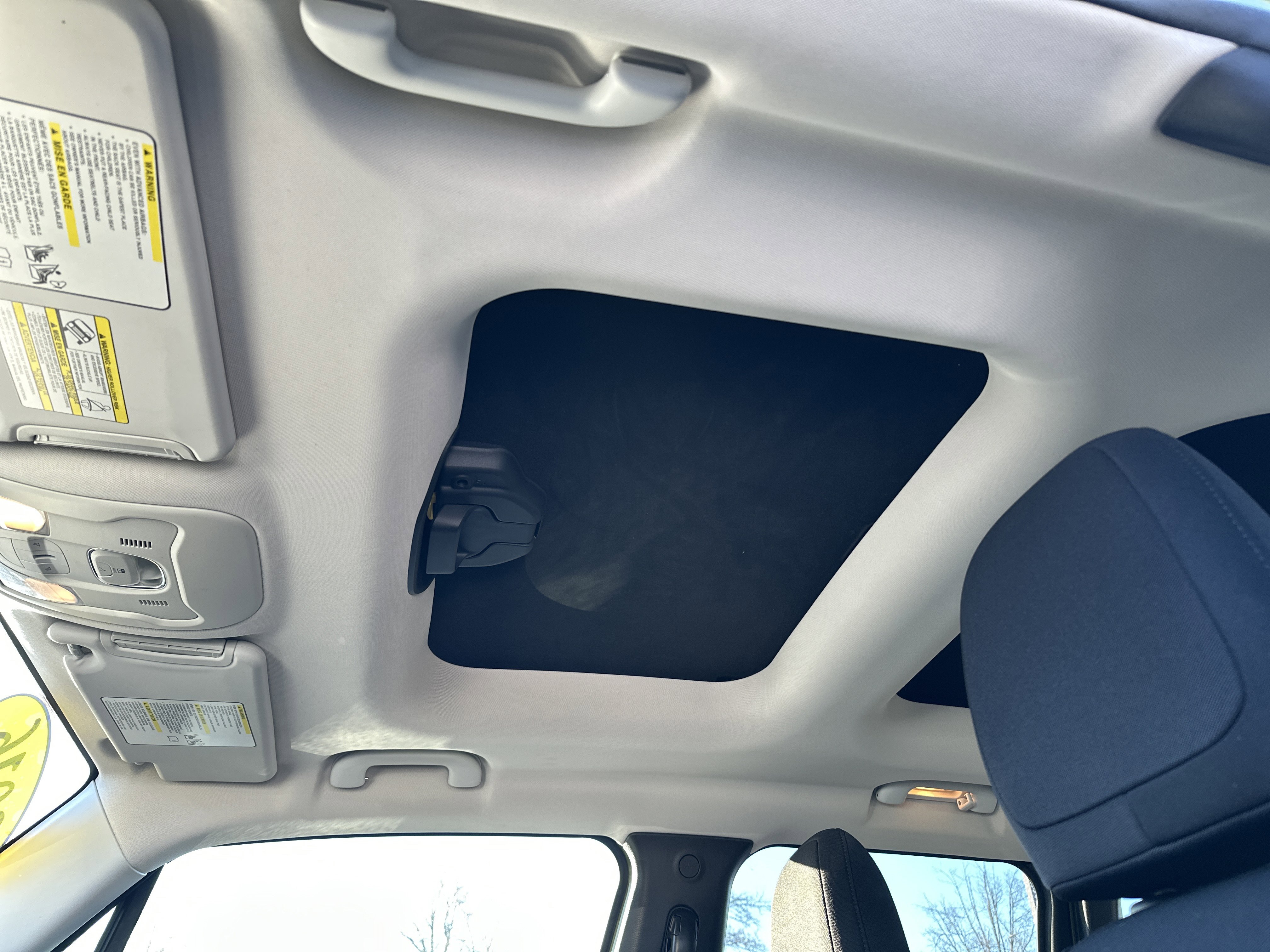 Used 2016 Jeep Renegade 75th Anniversary image 28