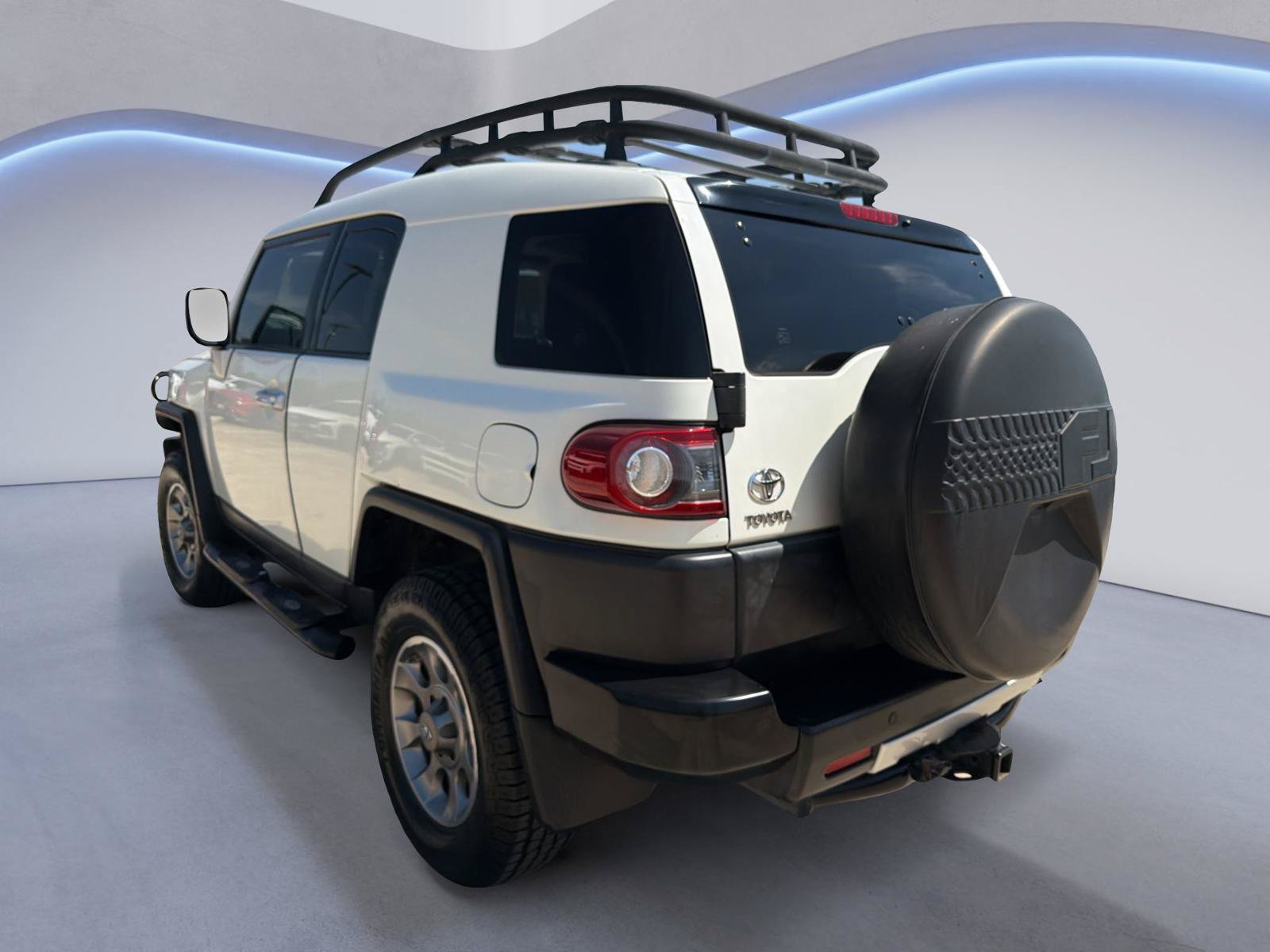 Used 2012 Toyota FJ Cruiser 4WD w/ Upgrade Pkg image 8