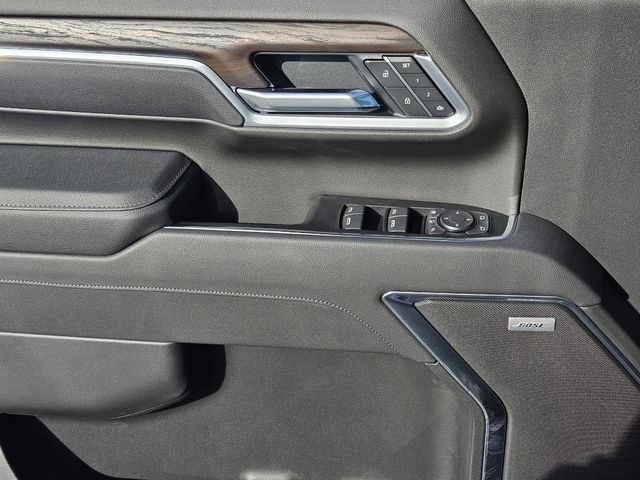 New 2026 GMC Sierra 2500 SLT w/ SLT Convenience Package image 17