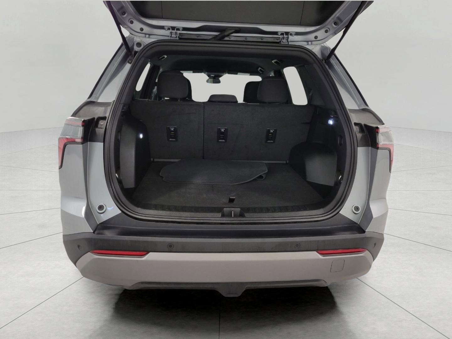 Used 2025 Chevrolet Equinox LT image 15