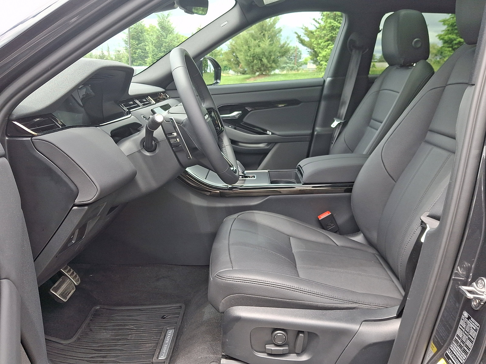 New 2026 Land Rover Range Rover Evoque S AWD/4WD image 11