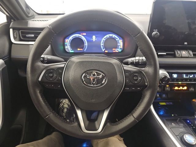 Used 2023 Toyota RAV4 XSE AWD/4WD image 19