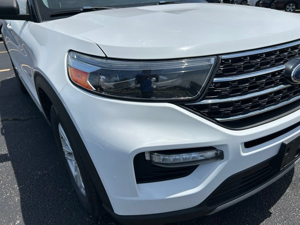 Used 2021 Ford Explorer XLT w/ Equipment Group 202A RWD image 3