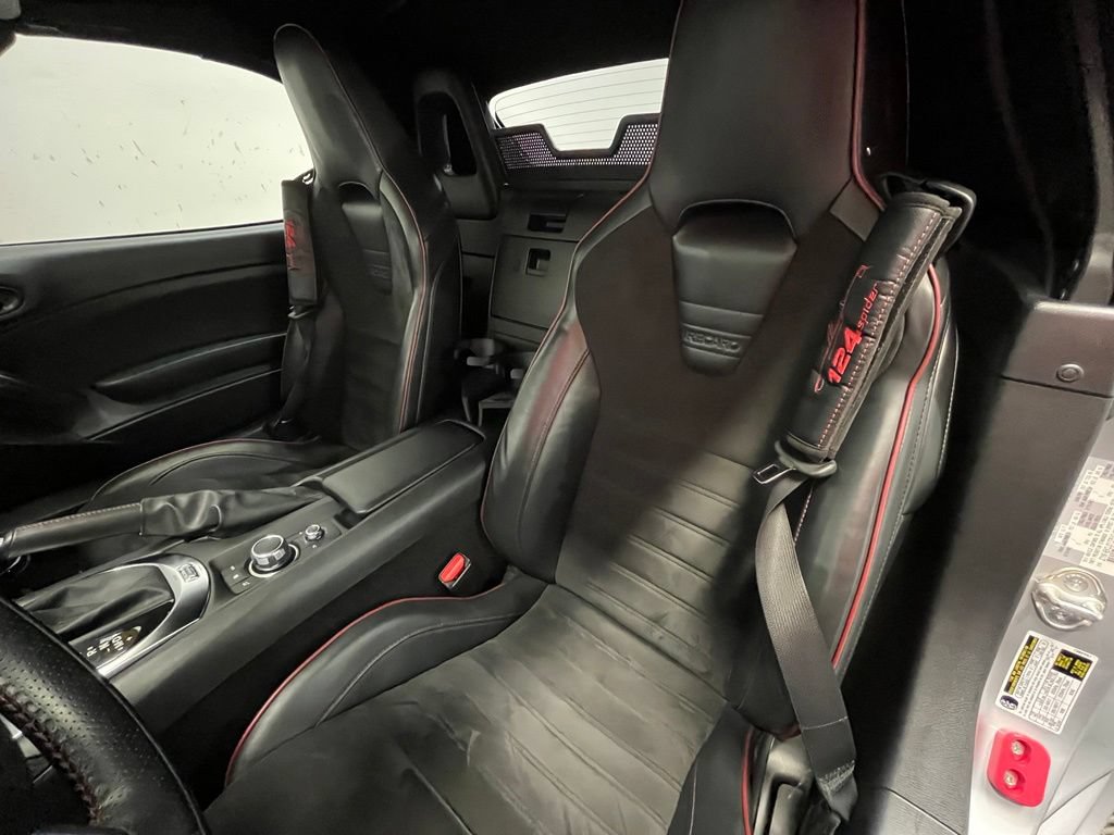 Used 2018 FIAT 124 Spider Abarth w/ Convenience Group RWD image 11