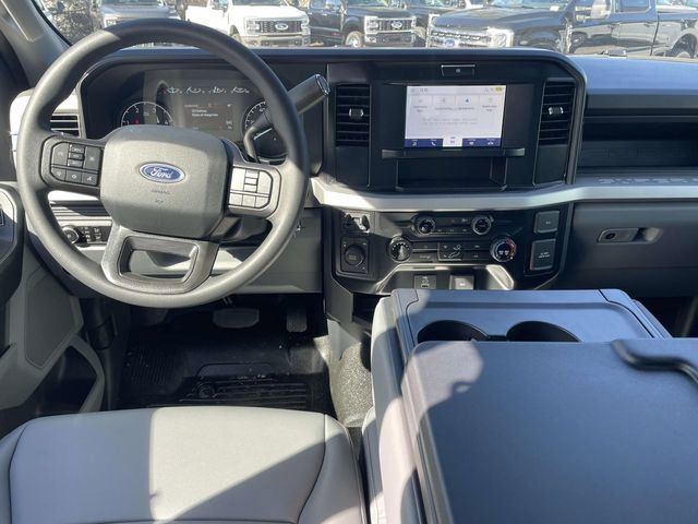 New 2026 Ford F550 4x4 Supercab Super Duty image 4