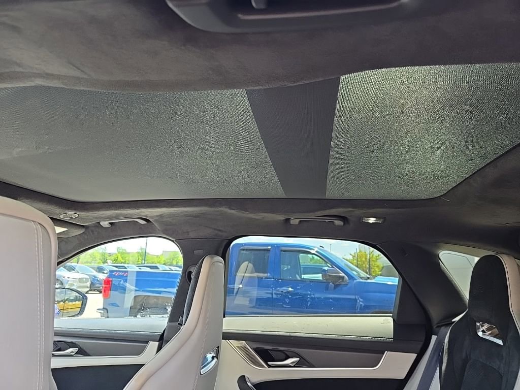 Used 2022 Jaguar F-PACE SVR AWD/4WD image 15