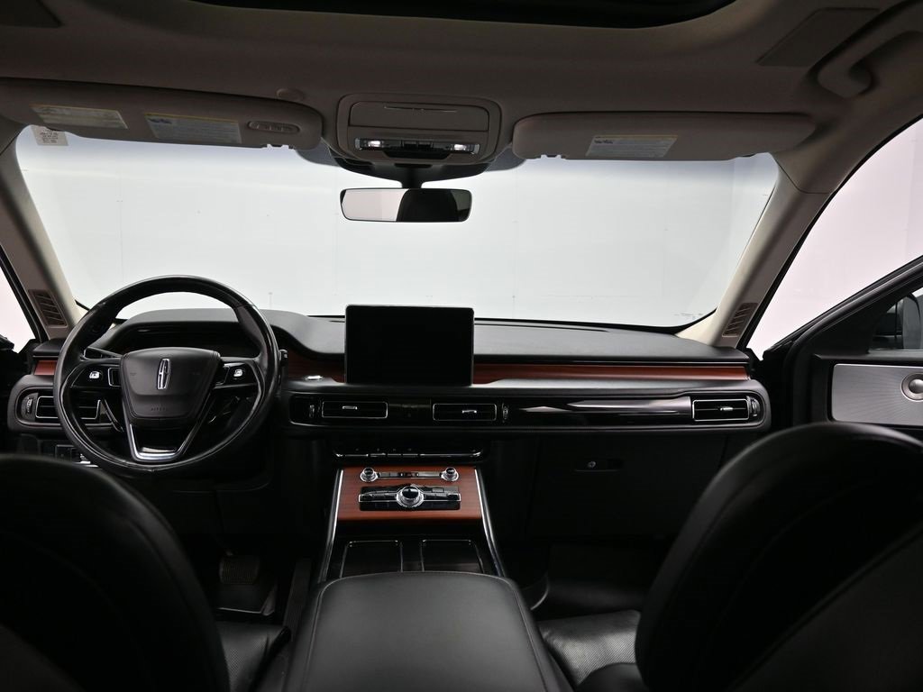 Used 2023 Lincoln Aviator Reserve w/ Equipment Group 201A image 32