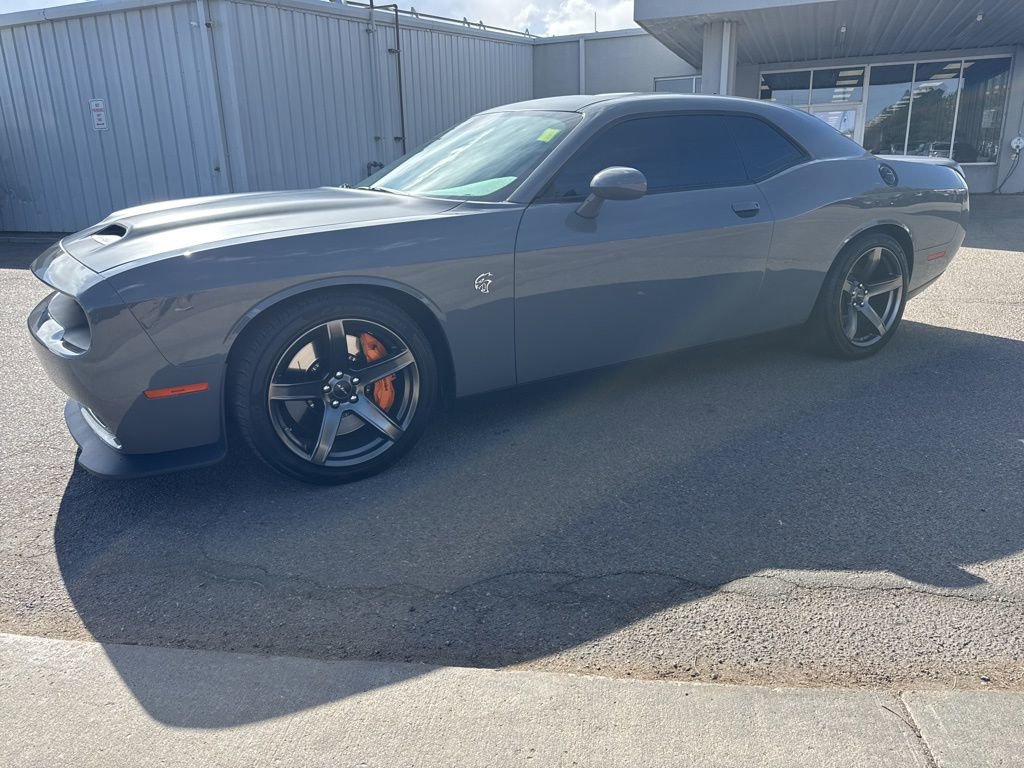 Used 2019 Dodge Challenger SRT Hellcat image 1