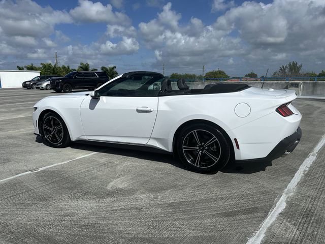 Used 2025 Ford Mustang Premium image 20