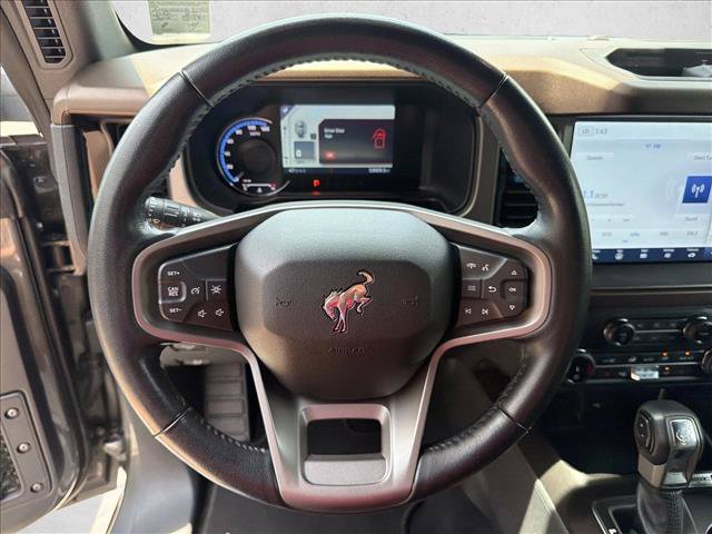 Used 2022 Ford Bronco Outer Banks AWD/4WD image 14