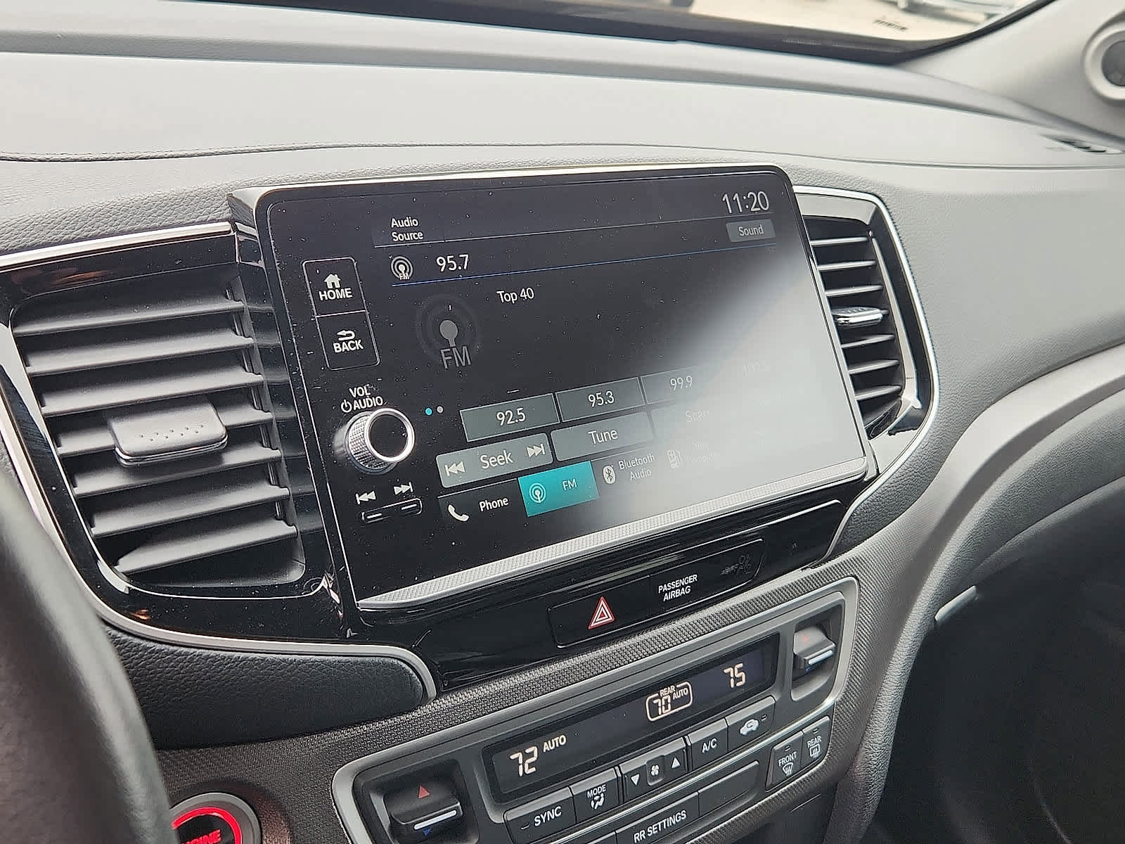 Used 2025 Honda Ridgeline Sport image 18