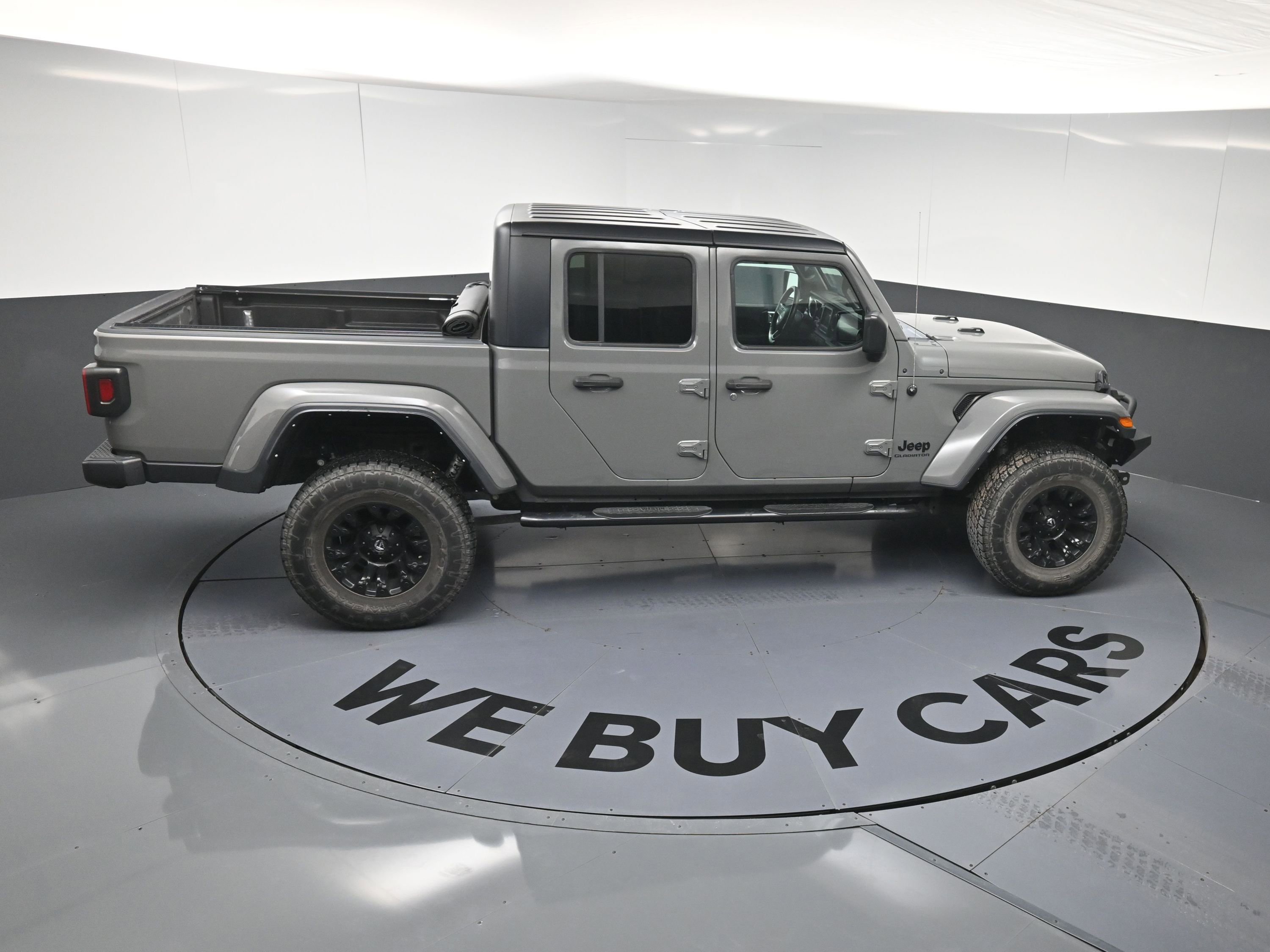 Used 2022 Jeep Gladiator Sport image 24