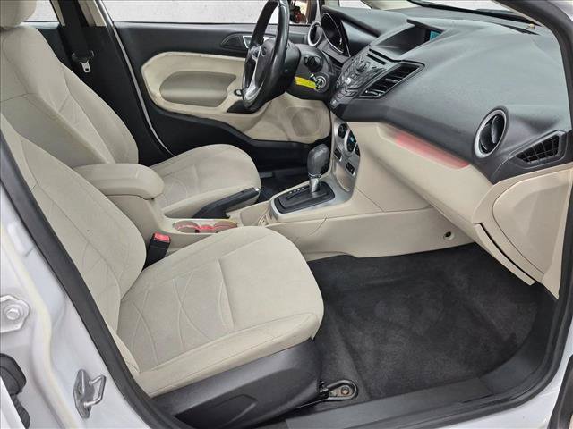 Used 2014 Ford Fiesta SE w/ Comfort Package FWD image 18