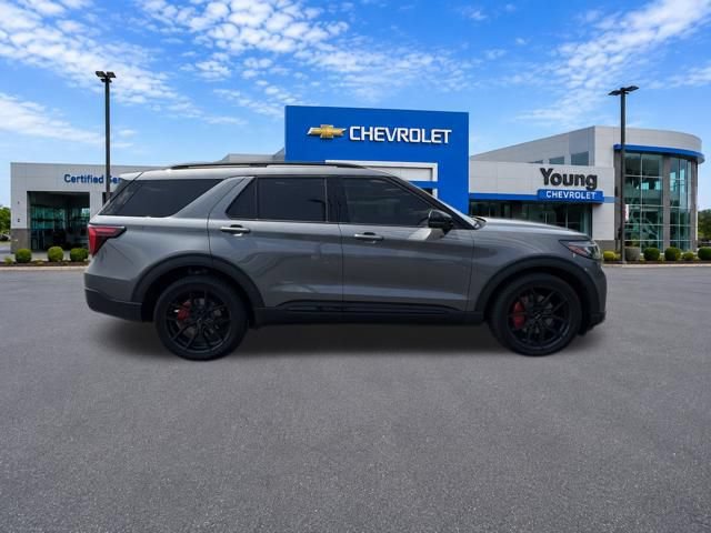 Used 2025 Ford Explorer ST w/ Sun And Sound Package AWD/4WD image 8