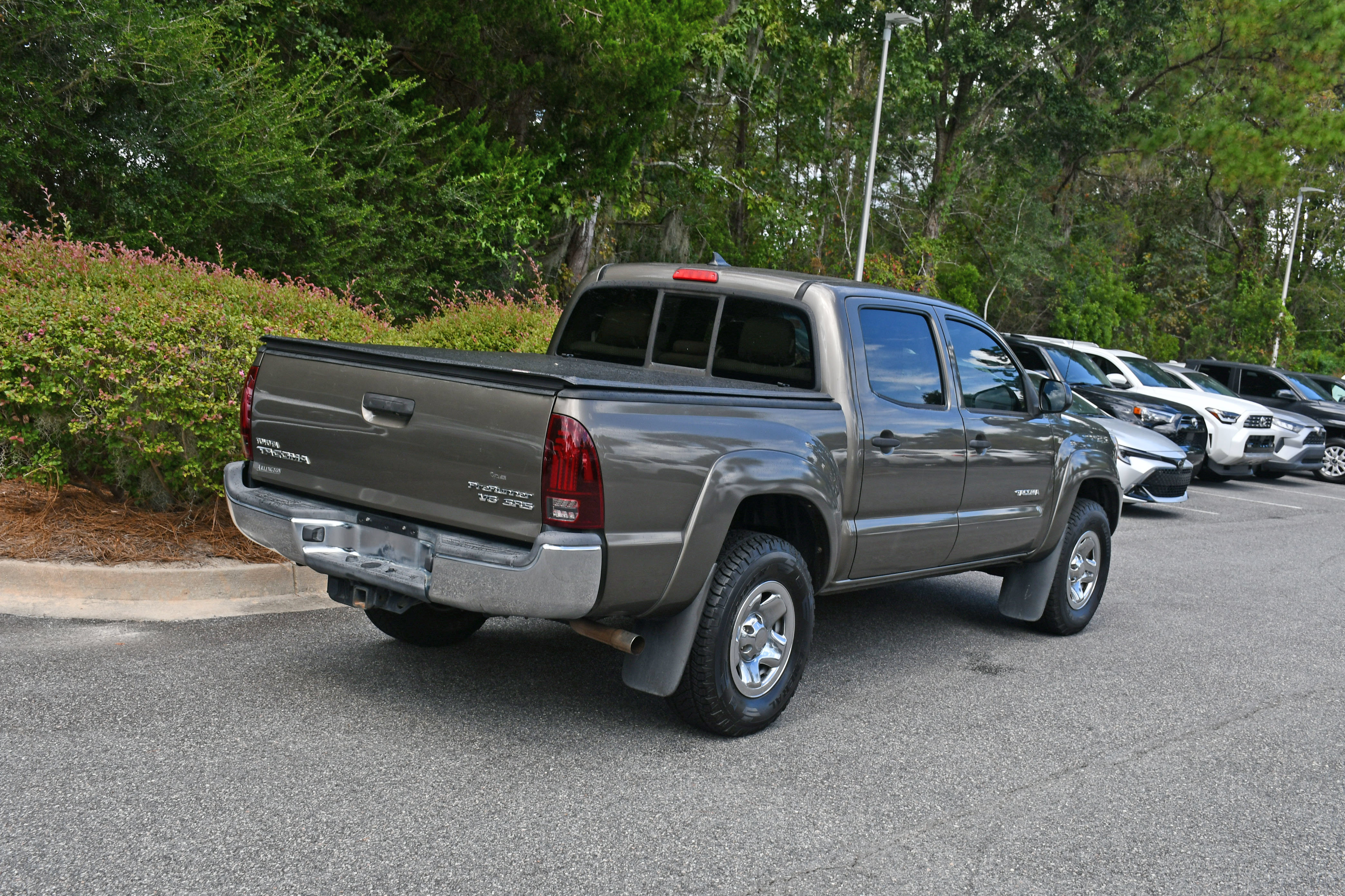 Used 2014 Toyota Tacoma PreRunner w/ SR5 Package RWD image 4