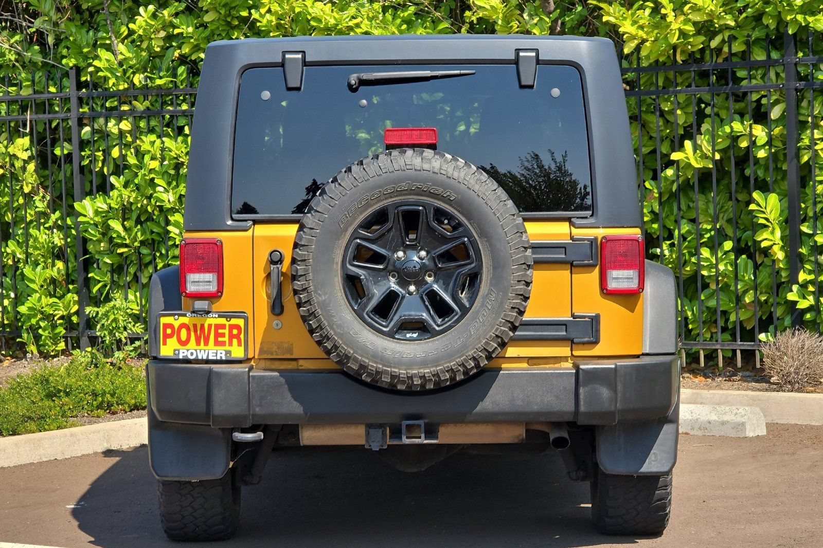Used 2014 Jeep Wrangler Unlimited Rubicon w/ Dual Top Group AWD/4WD image 5