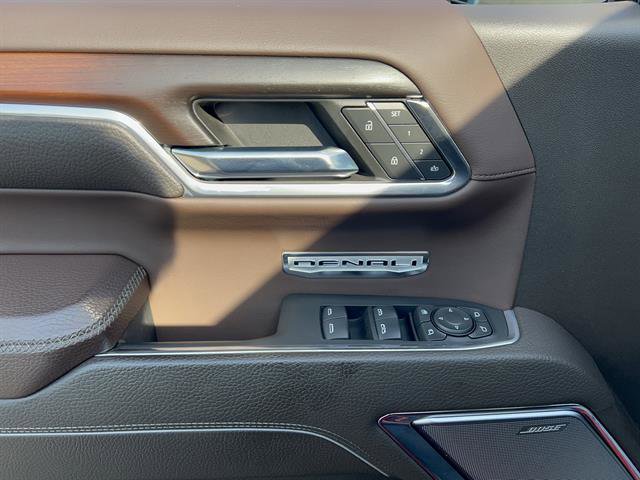 Used 2024 GMC Sierra 1500 Denali w/ Denali Reserve Package image 11