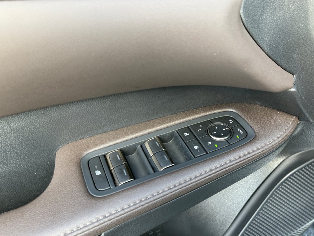 Certified 2025 Lexus RX 450h AWD w/ Convenience Package image 14