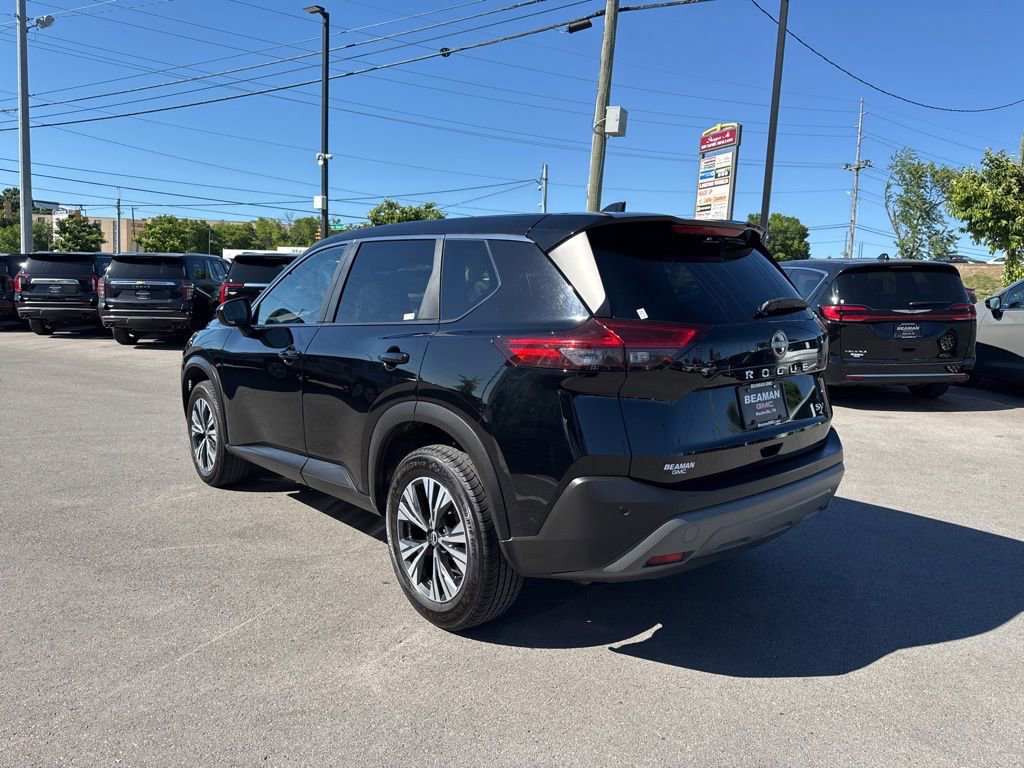 Used 2023 Nissan Rogue SV FWD image 5