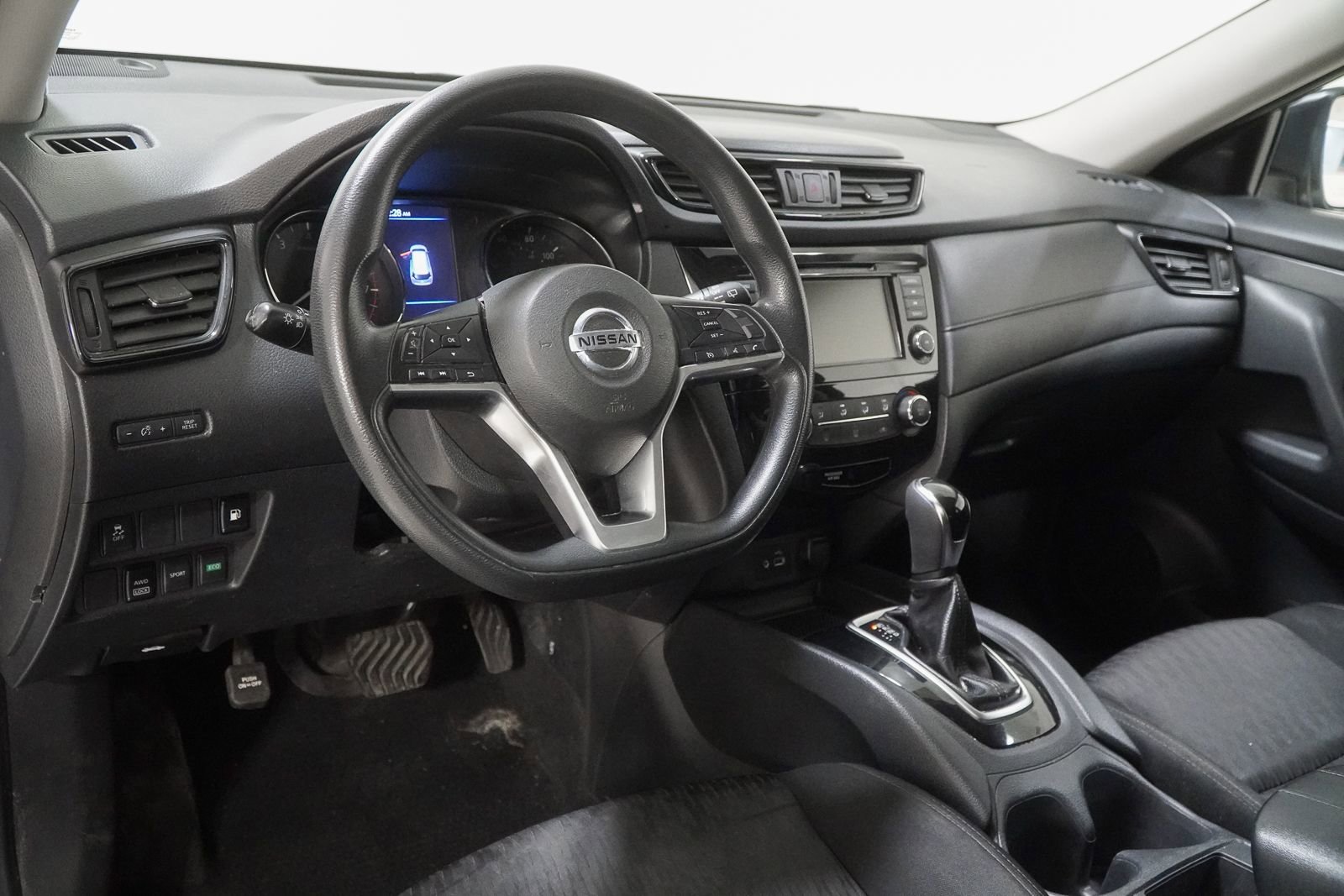 Used 2018 Nissan Rogue S image 21