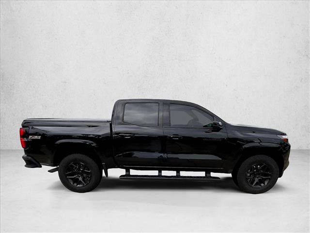 Used 2025 Chevrolet Colorado Z71 w/ Technology Package AWD/4WD image 5