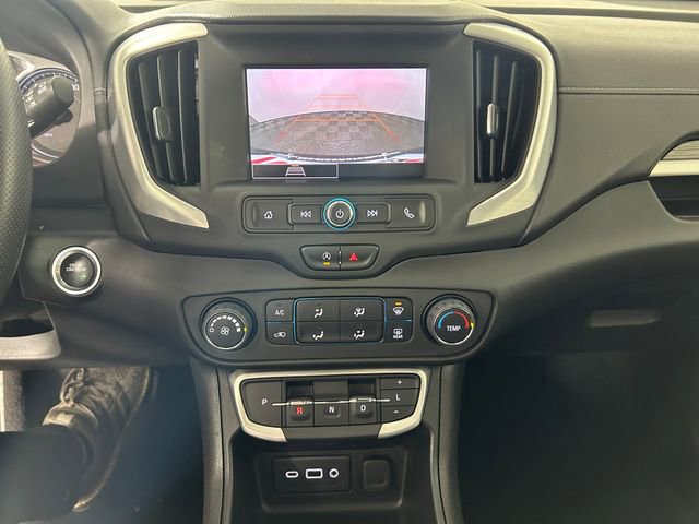 Used 2023 GMC Terrain SLE image 23