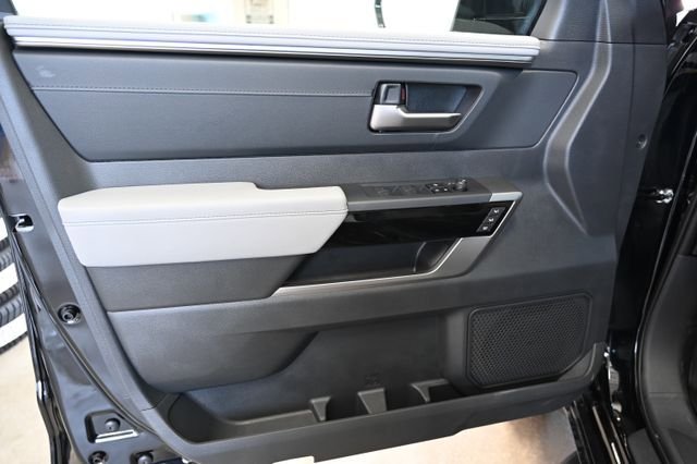 New 2026 Toyota Tundra Limited AWD/4WD image 30