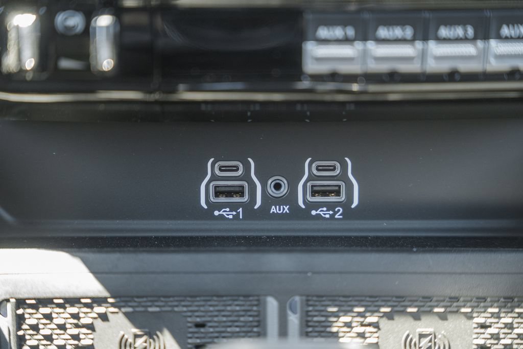 New 2026 RAM 2500 Laramie AWD/4WD image 29