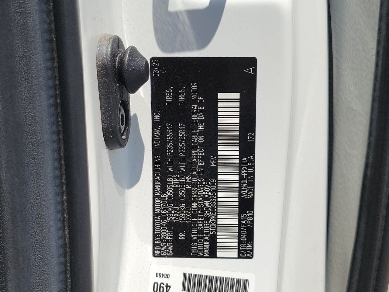 Used 2025 Toyota Sienna LE FWD image 35