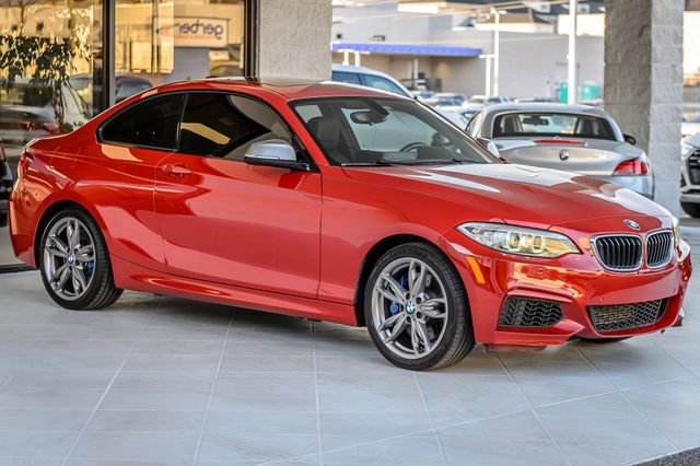 Used 2016 BMW M235i Coupe image 4