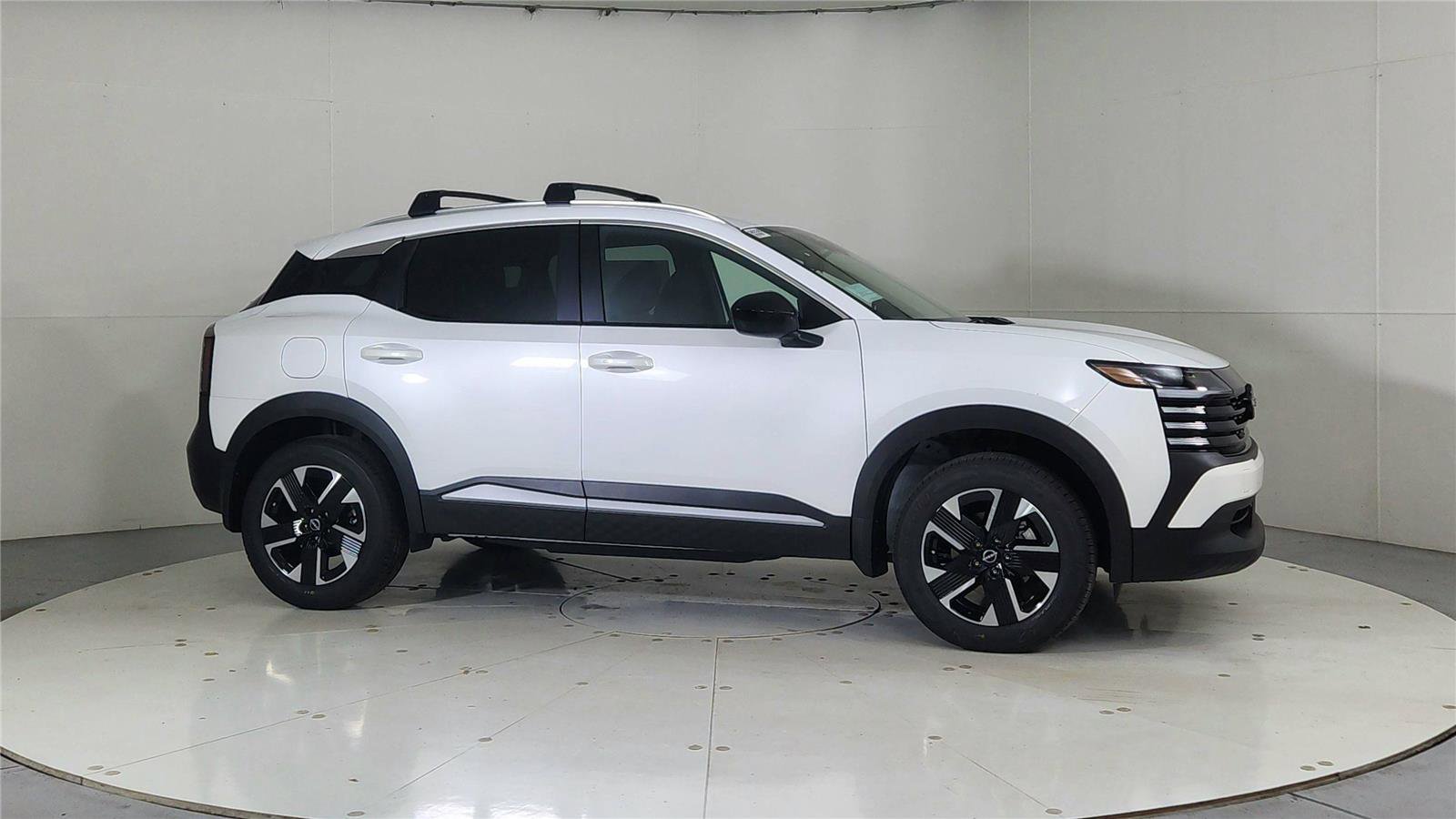 New 2026 Nissan Kicks SV w/ Cold Weather Package image 8