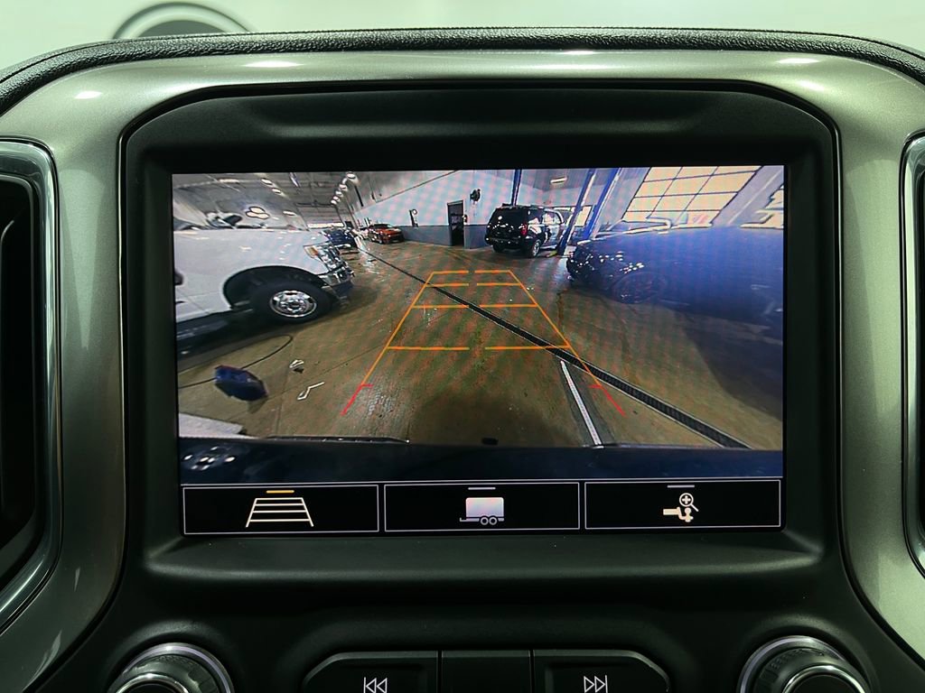 Used 2020 Chevrolet Silverado 1500 LTZ w/ LTZ Premium Package image 11