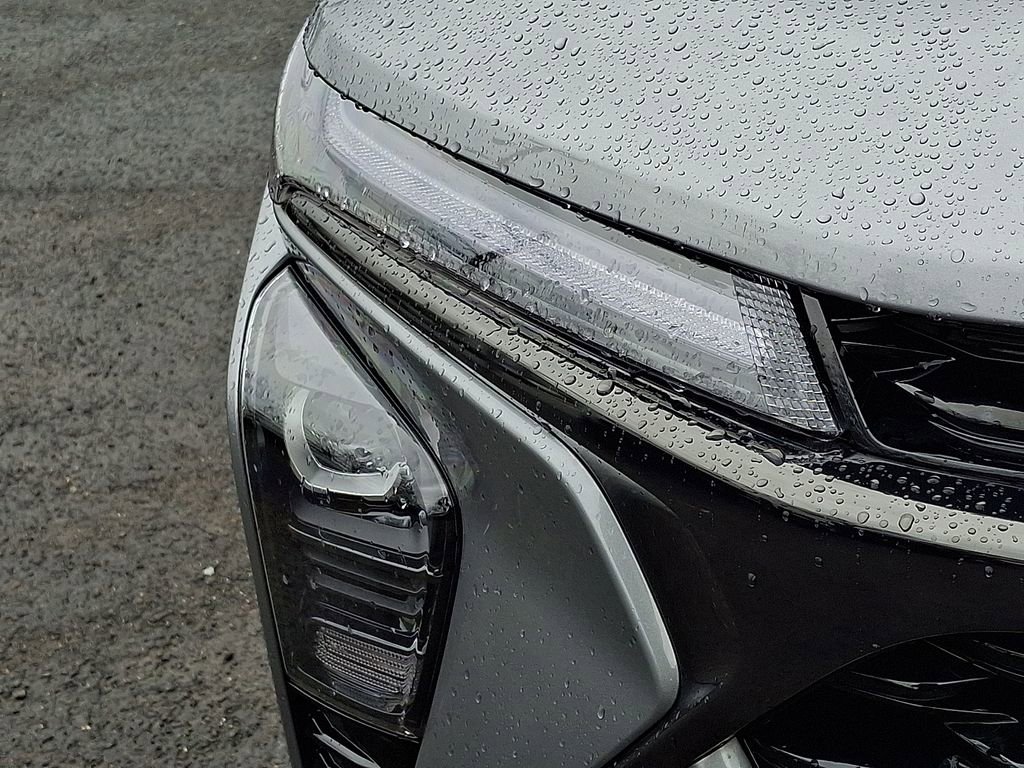 Used 2024 Chevrolet Trax RS w/ Driver Confidence Package image 36