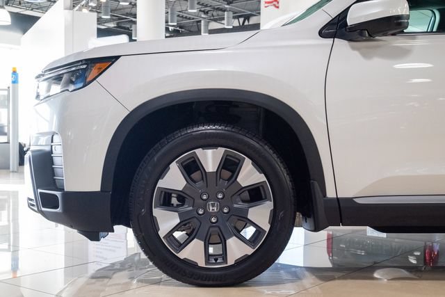 Used 2026 Honda Pilot Elite image 29