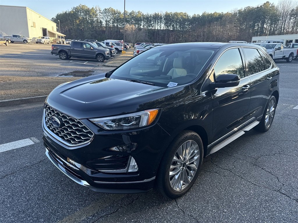 Used 2021 Ford Edge Titanium w/ Equipment Group 301A video 3