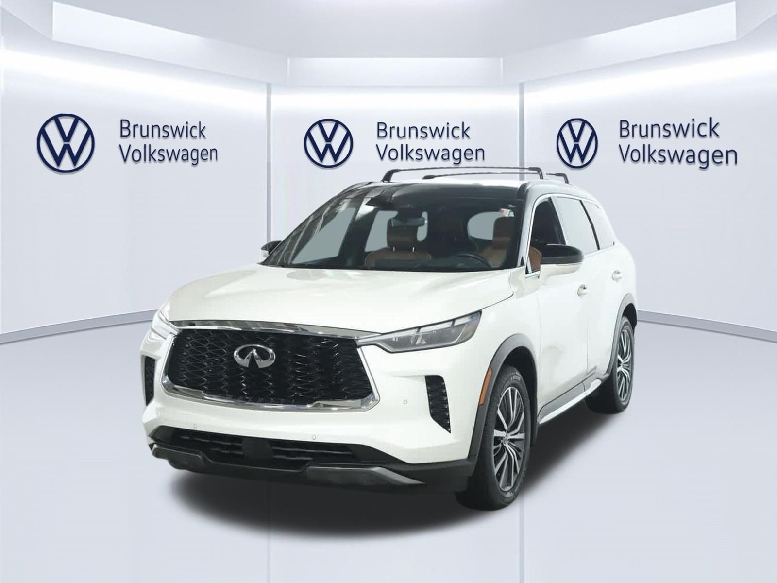 Used 2023 INFINITI QX60 Autograph w/ Cargo Package AWD/4WD image 3