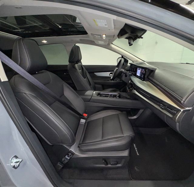 Used 2025 Nissan Murano SL AWD/4WD image 14