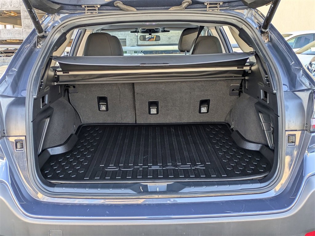Used 2024 Subaru Outback Premium image 26